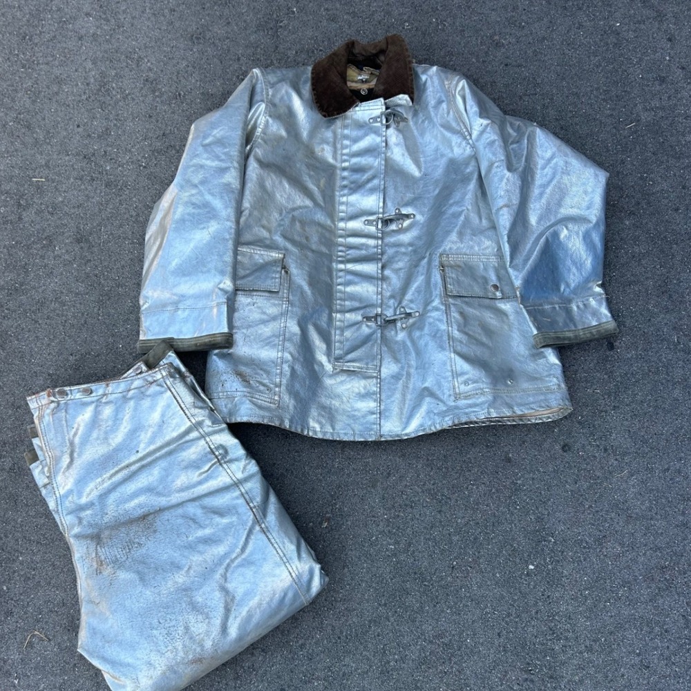 Vintage Globe Gorpcore Aluminized‎ Fire Suit Silver Fireman Jacket Pants Utility